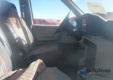 1988 Plymouth Voyager Se z USA, uszkodzony, nr VIN 2P4FH4136JR561454